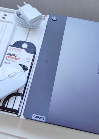 Lenovo Lenovo M10 PLUS 3 Nesil 128 GB TERTEMİZ+Kalem