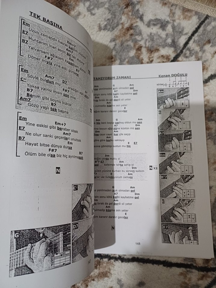 Gitar Öğrenme Kitabı Beyaz Kapaklı - Görsel 2