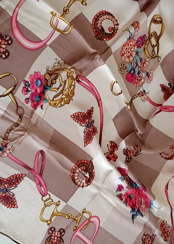 Pierre Cardin ipek eşarp - Görsel 2