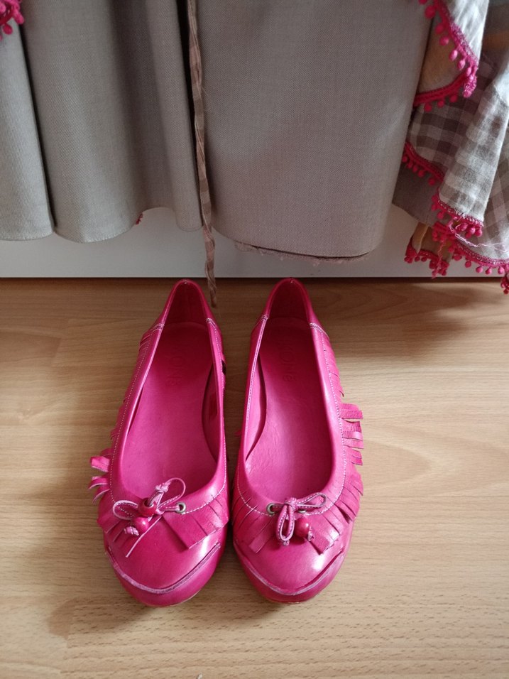 Pembe Fırfırlı Kadın babet - Görsel 2