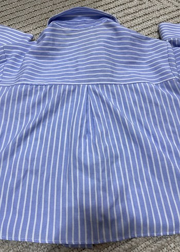 Koton Mavi Çizgili Kayık Yaka Düğmeli Kadın Gömlek - Görsel 2