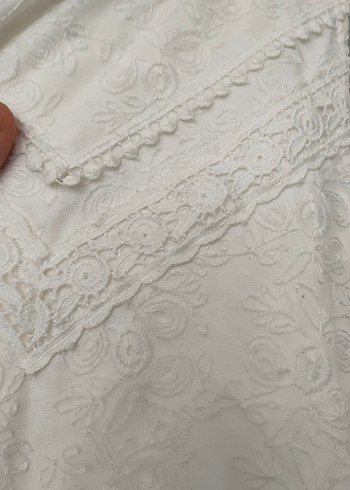 Kız Çocuk Beyaz Dantel Nakışlı Elbise - Görsel 5