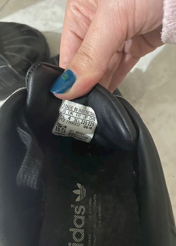 Siyah Kadın Bağcıklı Spor Ayakkabı - Görsel 4