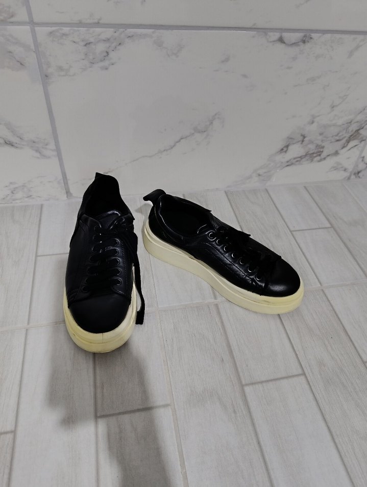 Siyah Minimalist Kadın Sneakers - Görsel 2