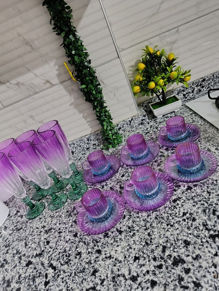 Renkli Mor Cam Kahve Fincanı ve Kadeh Seti - Görsel 3