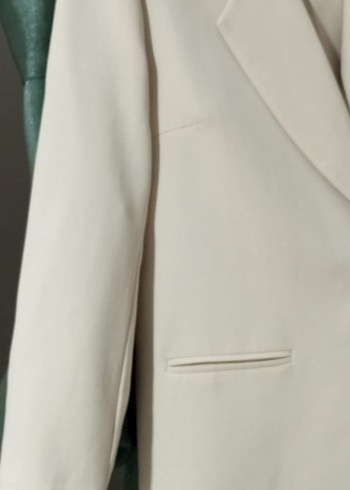 Düğmeli Beyaz Kadın Uzun Blazer Ceket - Görsel 3