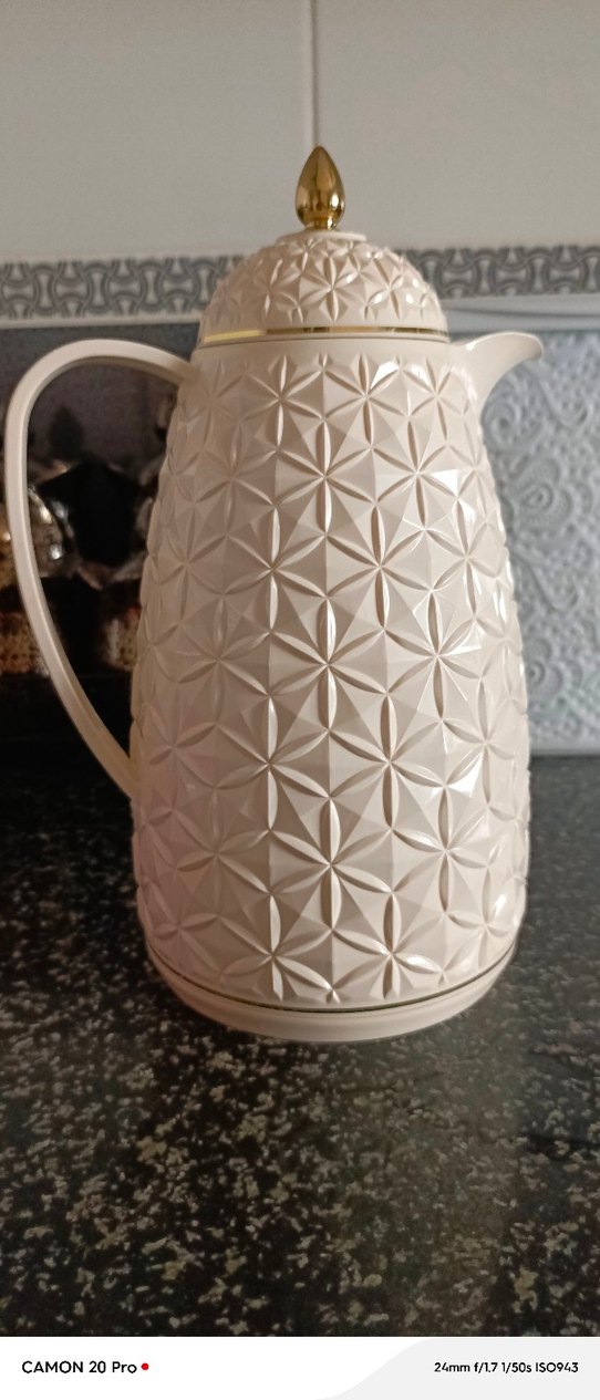 Desenli Beyaz Çaydanlık - Görsel 3