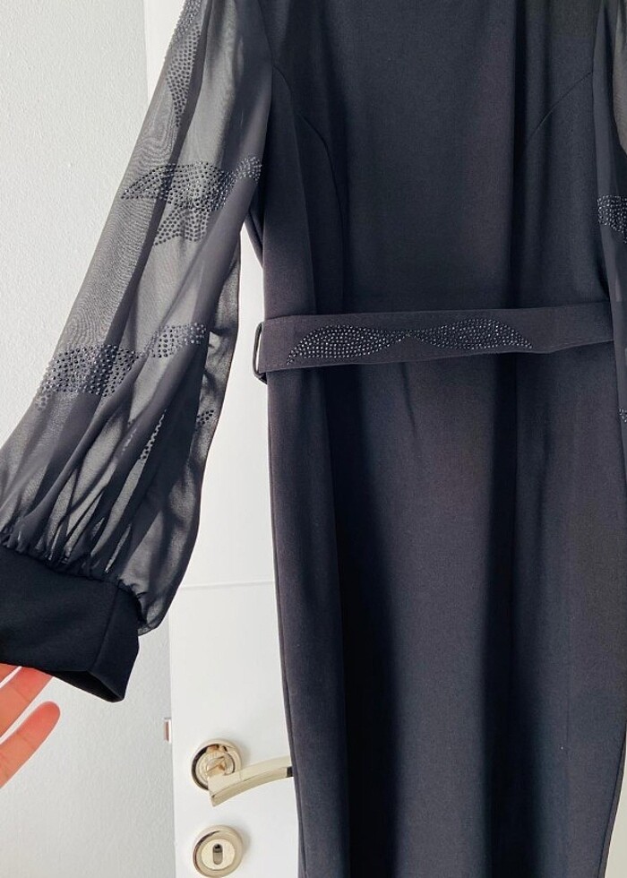 Kolu tüllü siyah elbise  - Görsel 2