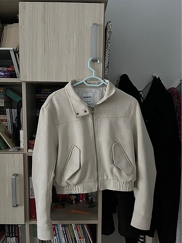 bershka krem ceket