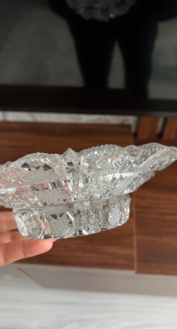 Parlak Beyaz Desenli Vazo - Görsel 2