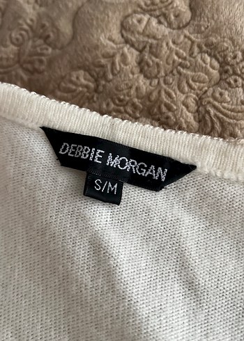 Beyaz Nakışlı V Yaka Kadın Hırka - Görsel 4