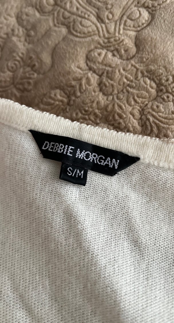 Beyaz Nakışlı V Yaka Kadın Hırka - Görsel 4