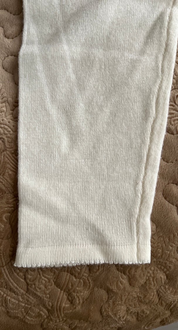 Beyaz Nakışlı V Yaka Kadın Hırka - Görsel 3