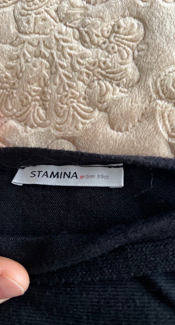 Kadın Siyah Pamuklu Salaş Boğazlı Kazak - Görsel 3