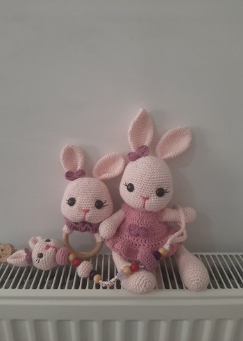 Pembe Örgü Tavşan Diş Kaşıyıcı ve Çıngırak - Görsel 2