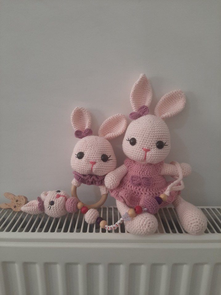 Pembe Örgü Tavşan Diş Kaşıyıcı ve Çıngırak - Görsel 3