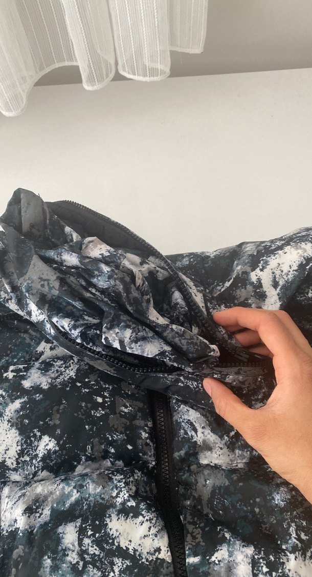 zara şişme mont - Görsel 4