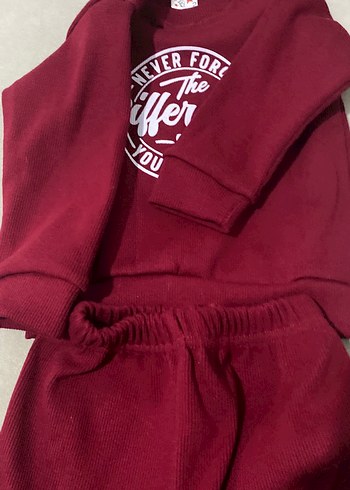 Bordo Kız  alt üst takım esnek güzel kumaş ince değil tok kumaş - Görsel 3