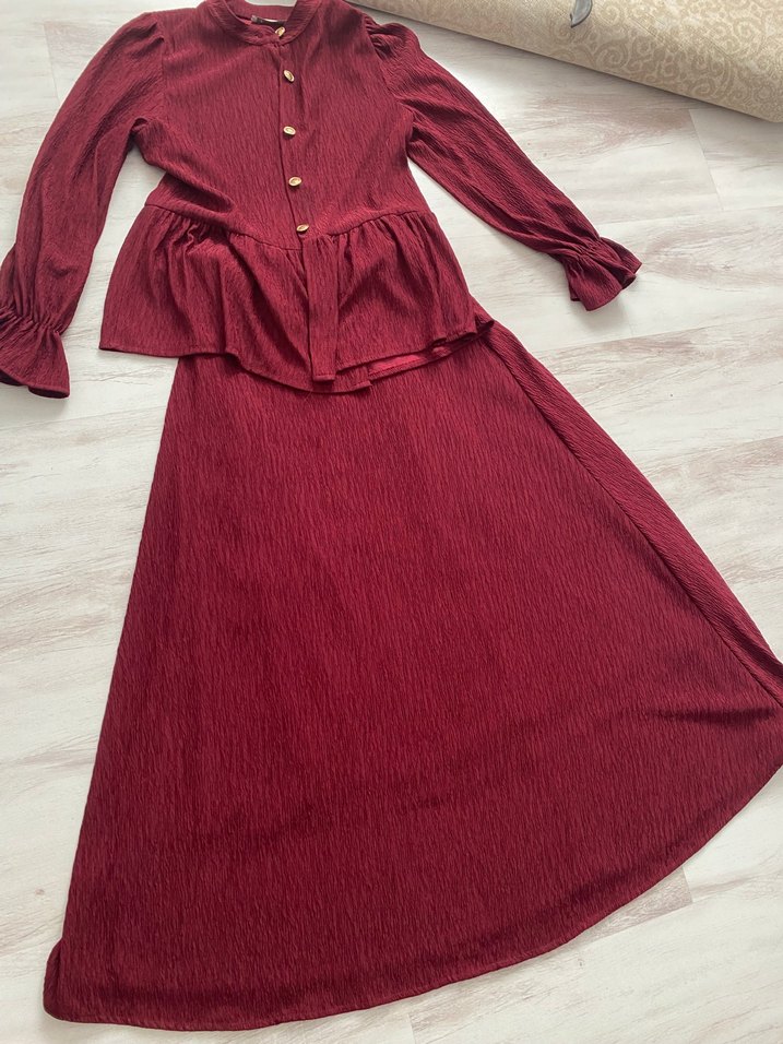 Bordo Uzun Kollu Piliseli Uzun Elbise - Görsel 2