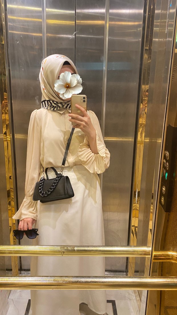 Bej renkli Gömlek Kolları Süslü - Görsel 3