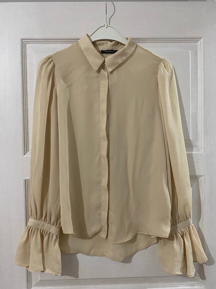 Bej renkli Gömlek Kolları Süslü - Görsel 5