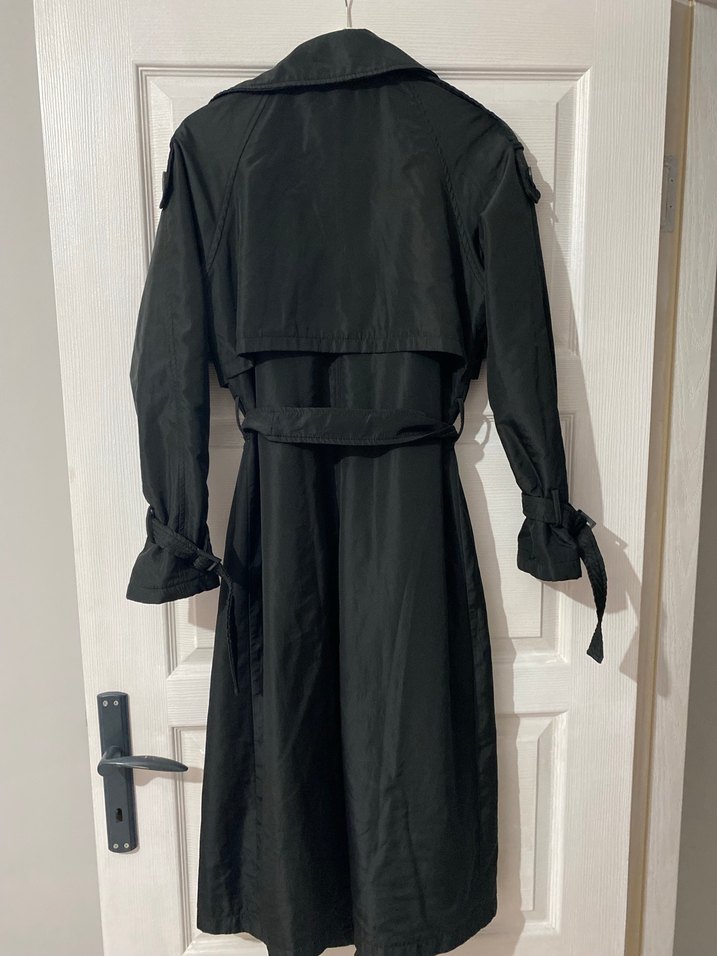 Siyah Kemerli Uzun Kadın Trençkot - Görsel 3