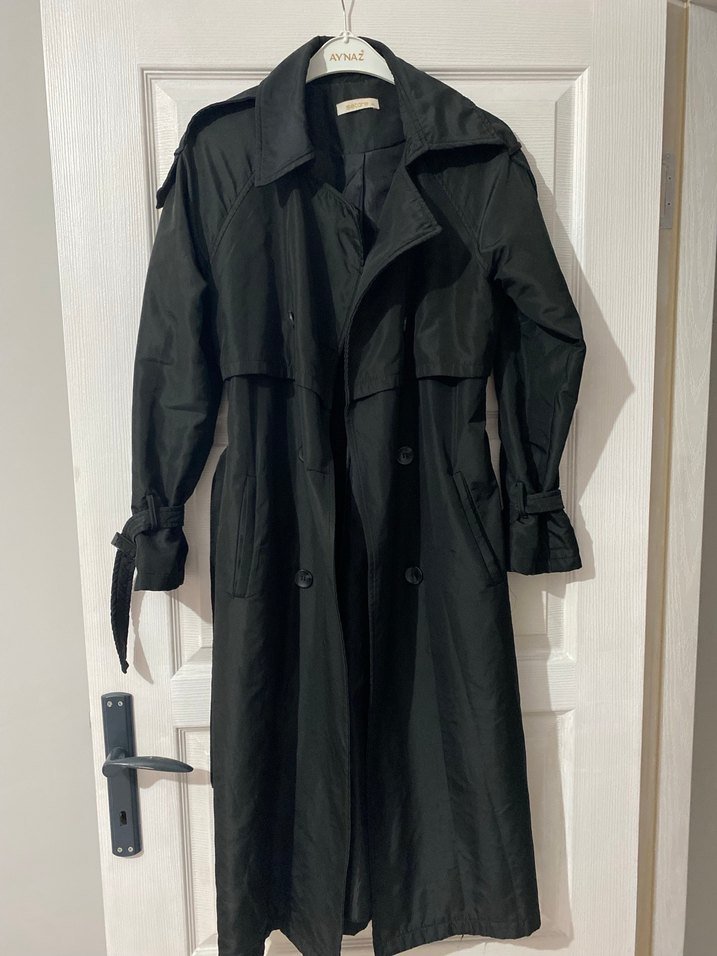 Siyah Kemerli Uzun Kadın Trençkot - Görsel 5