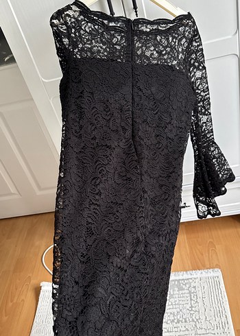 Dantel Detaylı Siyah Midi Elbise - Görsel 4