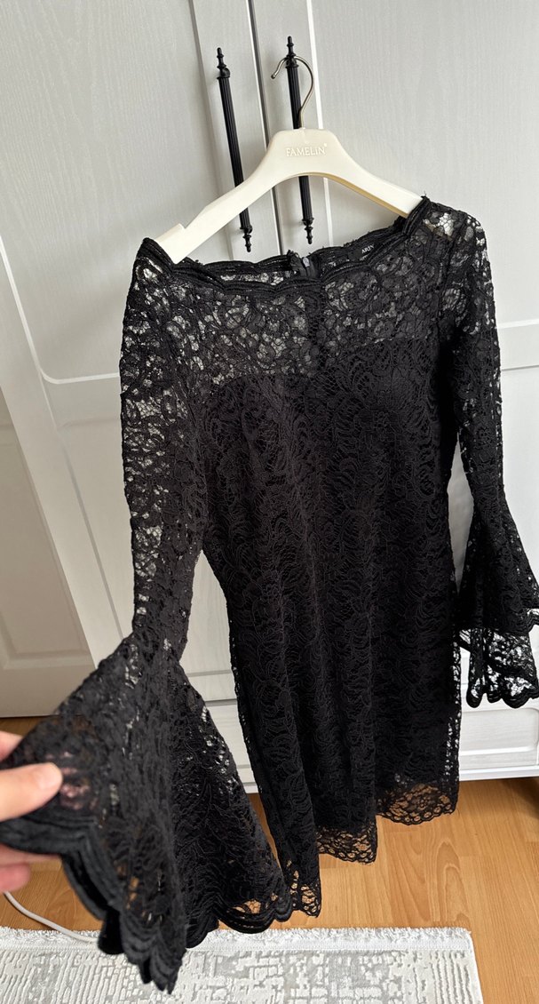 Dantel Detaylı Siyah Midi Elbise - Görsel 3