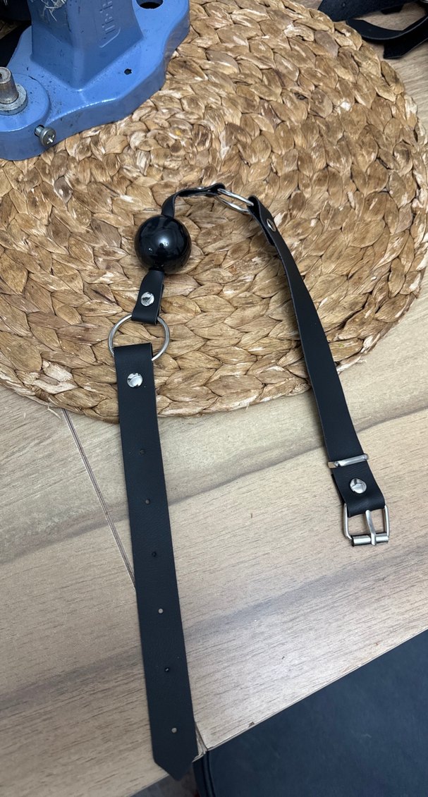 Ağız Topu Siyah Deri Goth Tokalı Kemer - Görsel 2