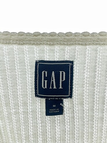 m Beden beyaz Renk Gap Bluz %70 İndirimli.