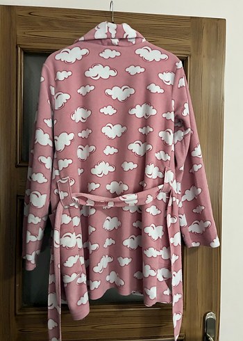 Pembe Bulut Desenli Uzun Kollu Kadın sabahlık - Görsel 5