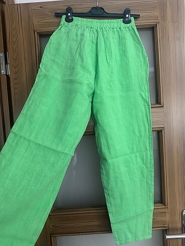 m Beden yeşil Renk Beli lastikli m beden mom kesim pantolon