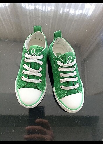 27 Beden Benetton
