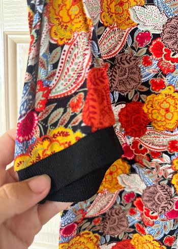 Bershka Çiçek Desenli Uzun Kollu Midi Elbise