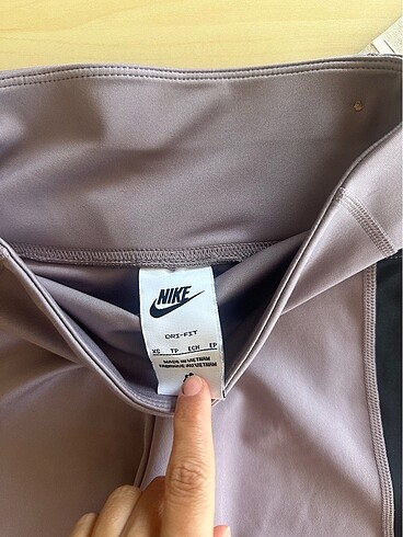 xs Beden Nike Tayt