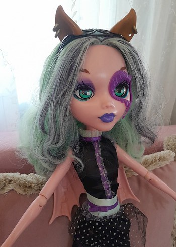 Monster High Monster High Beast Freaky Friend- Pink