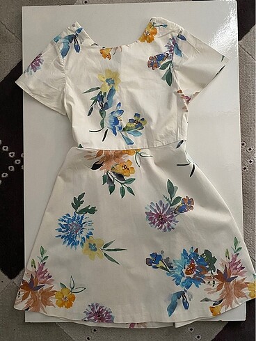 Zara yazlık elbise