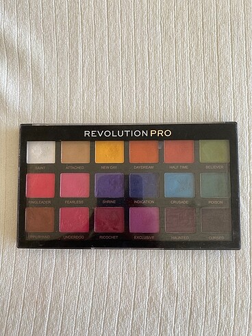 Revolutionpro far paleti