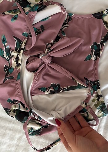 Pembe Desenli Kadın Mayo - Görsel 4