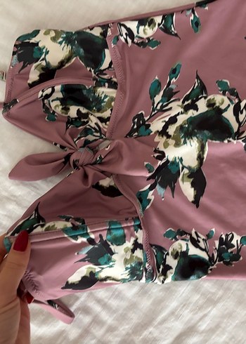 Pembe Desenli Kadın Mayo - Görsel 3