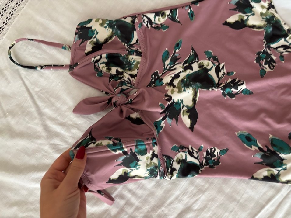 Pembe Desenli Kadın Mayo - Görsel 3