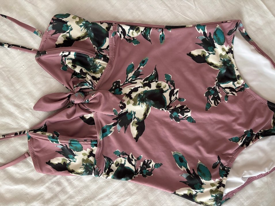 Pembe Desenli Kadın Mayo - Görsel 2