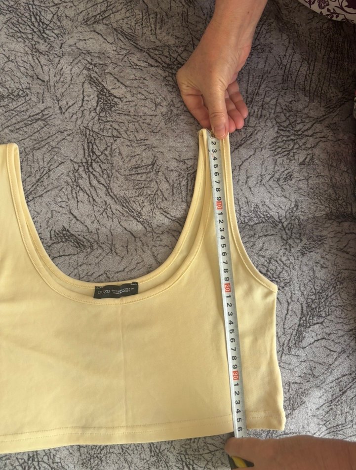 Sarı V Yaka Basic Atlet - Görsel 2