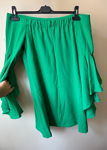 Yeşil elbise - Görsel 3