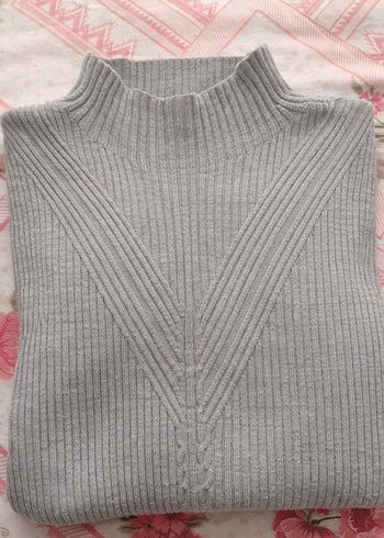 Gri Yüksek Yakalı Örgü Kadın Kazak - Görsel 2
