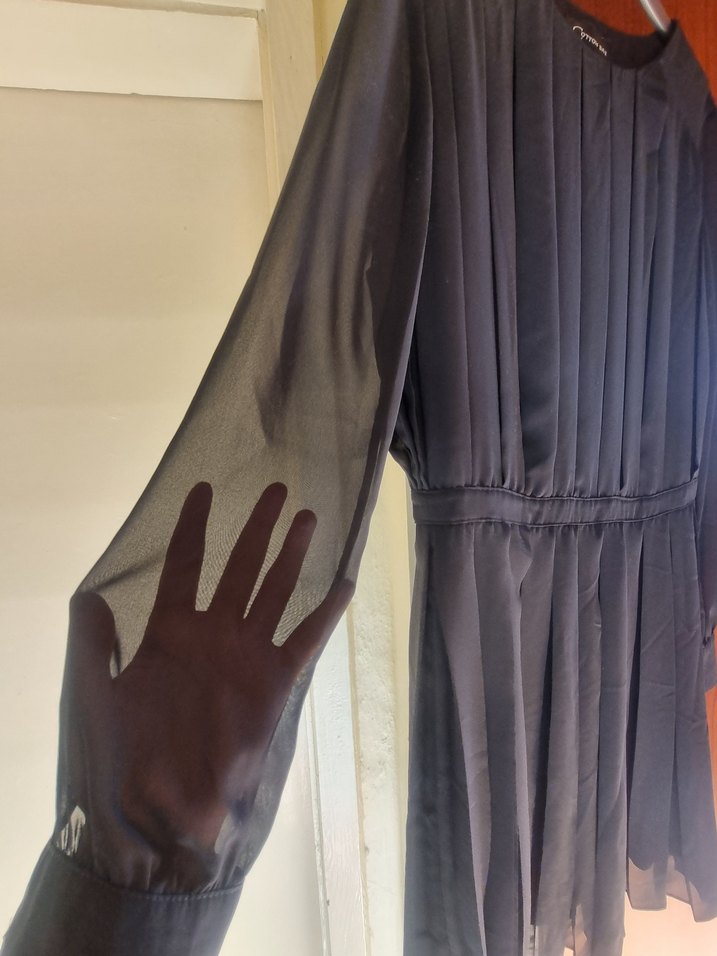 Uzun Tül Kollu Piliseli Siyah Kadın Elbise - Görsel 2