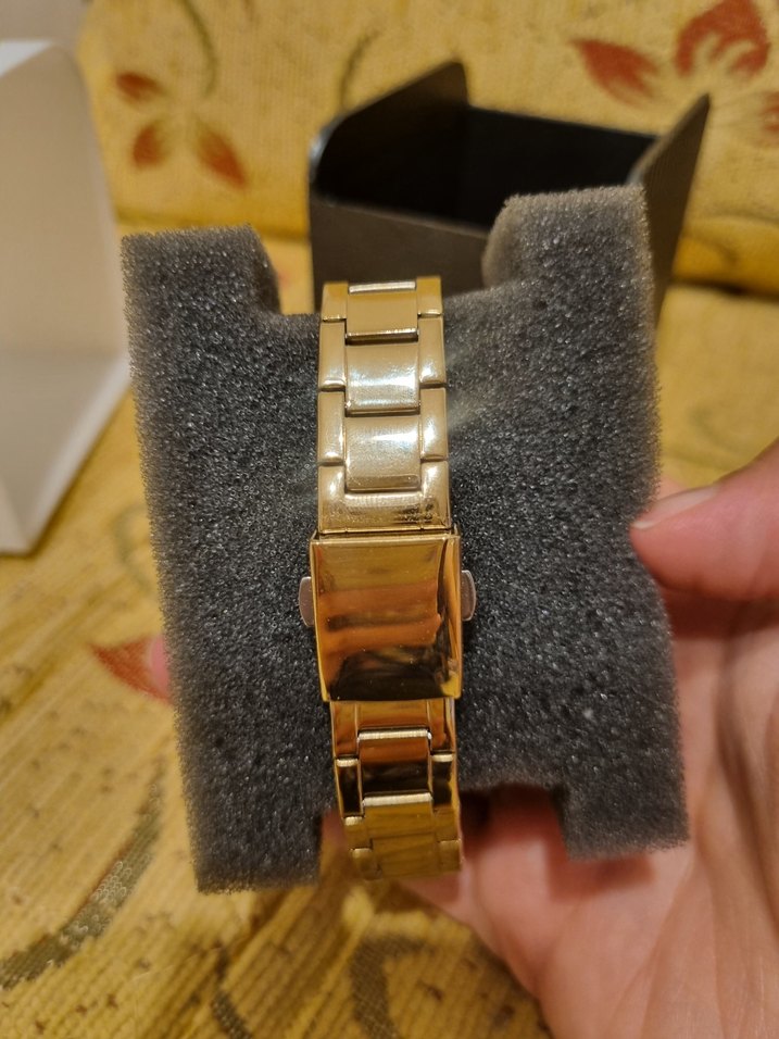 Ferrucci Parlak Altın Kadın Saat - Görsel 4