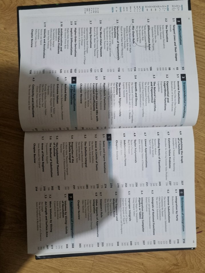 Calculus: A Complete Course - Robert A. Adams - Görsel 4