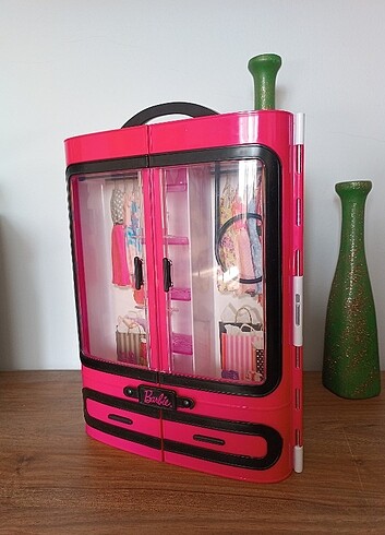 Barbie gardrop